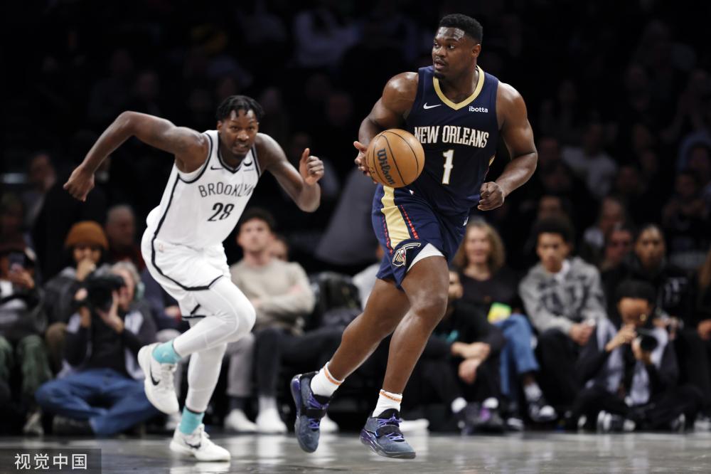 的拉球动作 的拉球动作